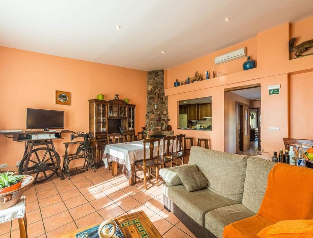 Apartamentos & Casa Rural Boada Con Jardin Interior Y Barbacoa Villamiel Exterior foto