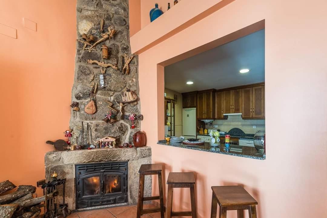 Apartamentos & Casa Rural Boada Con Jardin Interior Y Barbacoa Villamiel Exterior foto
