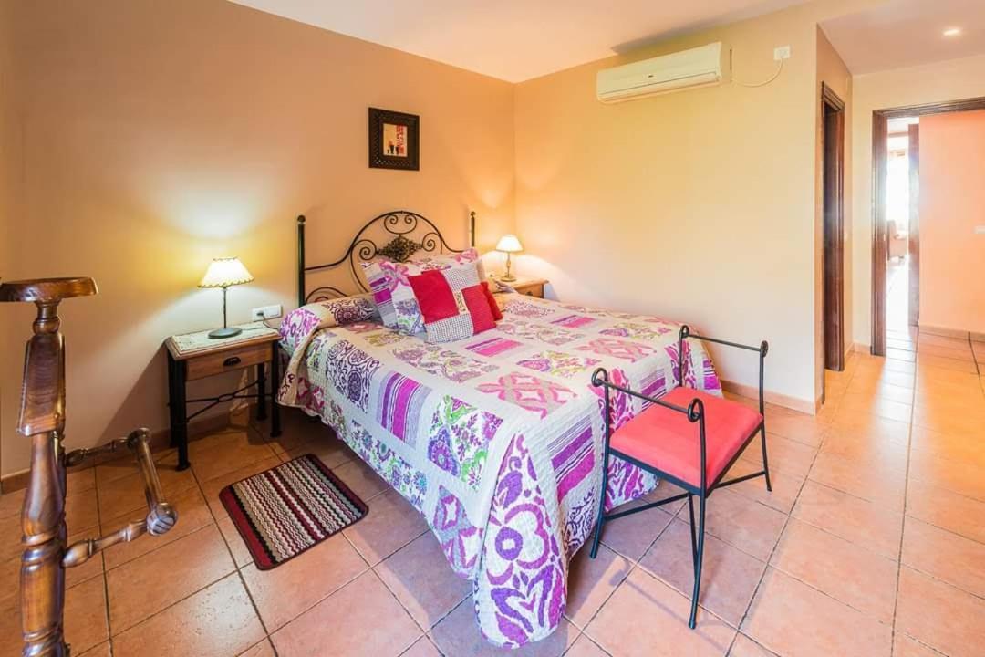 Apartamentos & Casa Rural Boada Con Jardin Interior Y Barbacoa Villamiel Exterior foto