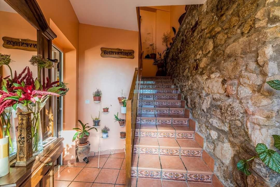 Apartamentos & Casa Rural Boada Con Jardin Interior Y Barbacoa Villamiel Exterior foto